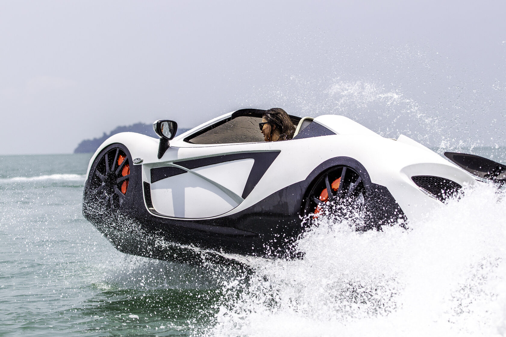 Jet car rental in Dubai Marina for thrilling water rides